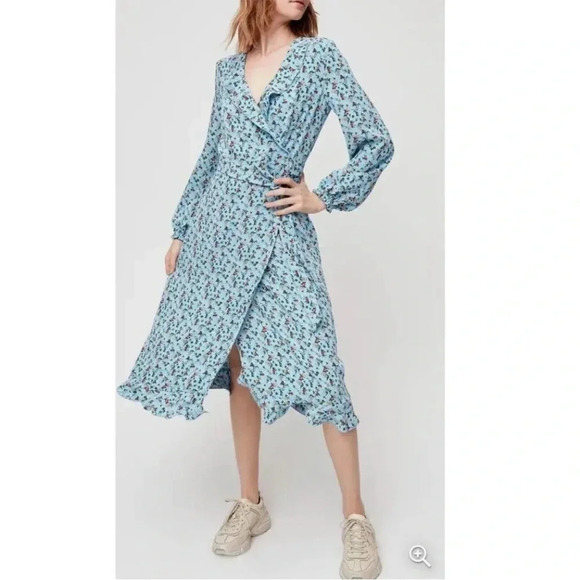 Aritzia Little Moon Elm Blue Floral Wrap Midi Dress Cottagecore Prairie B13 - Picture 1 of 10